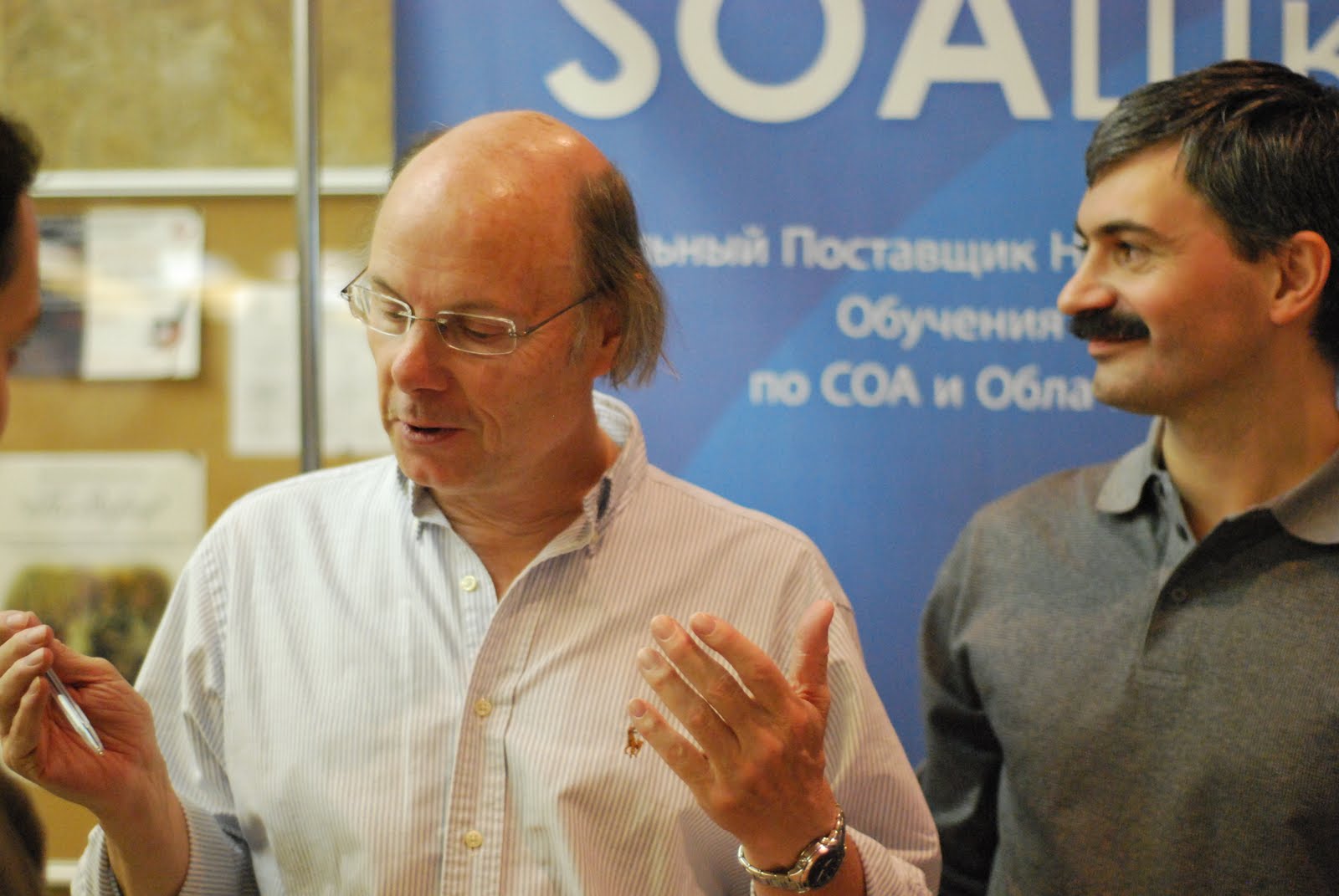 Bjarne Stroustrup with a Russian publisher at a 2010 conference
